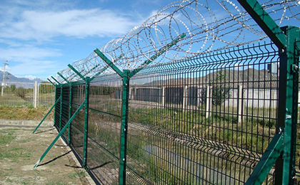 機(jī)場(chǎng)護(hù)欄網(wǎng)